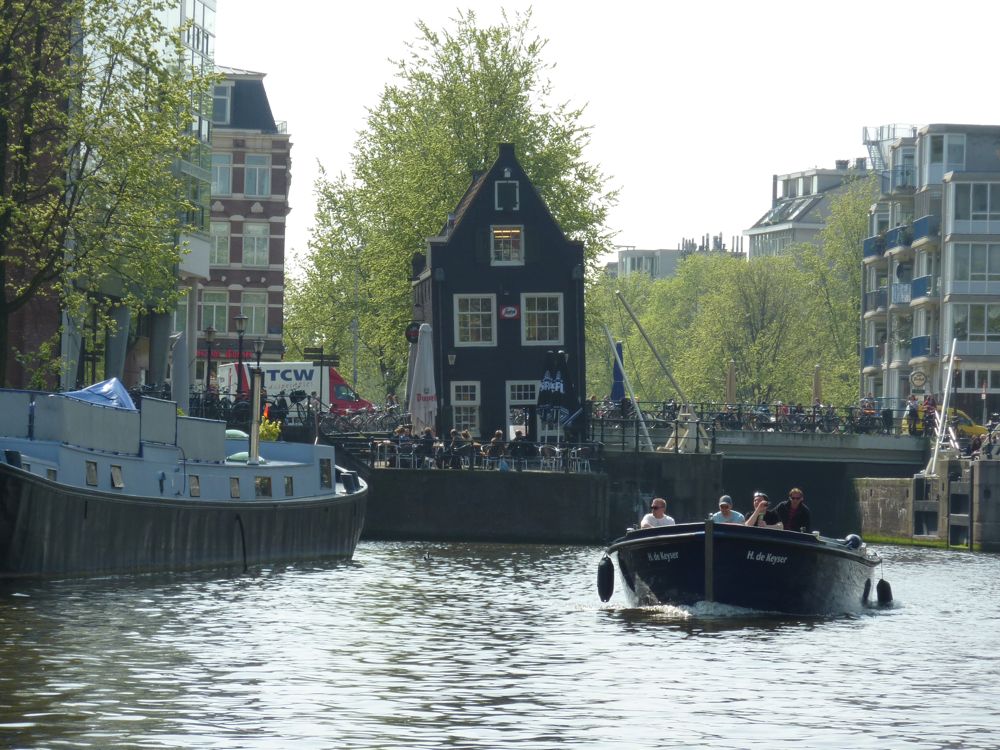 110418 Oudeschans, en bateau sur les canaux, Amsterdam - 09