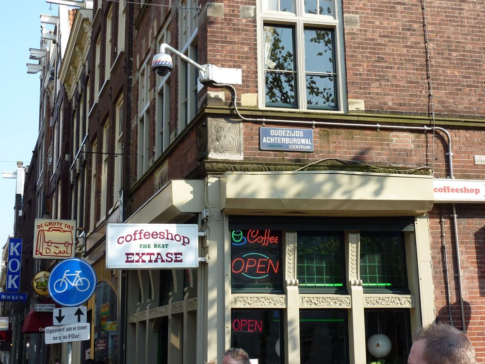 110418 de Oude Hoogstraat vers Nieuw Markt, Amsterdam - 01