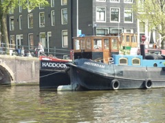 110418 Binnenamstel, en bateau sur les canaux, Amsterdam - 12